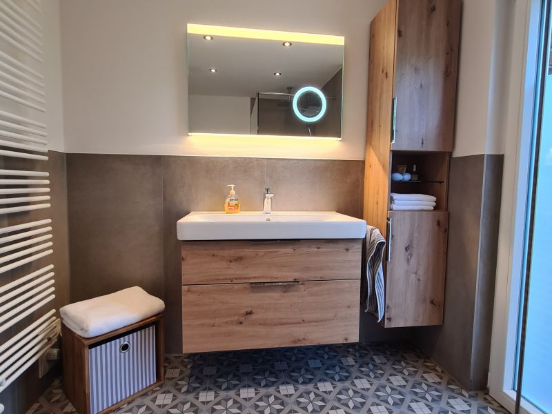 Badsanierung Tappeto5 Enzo Eccellente lightgrey 085131