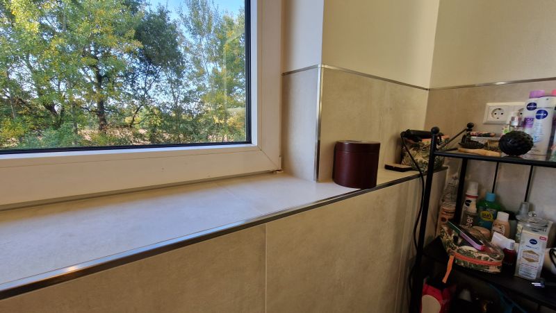 Altbausanierung Rheine Breulmann Eccellente white Maiolica aqua Deco glossy 170608